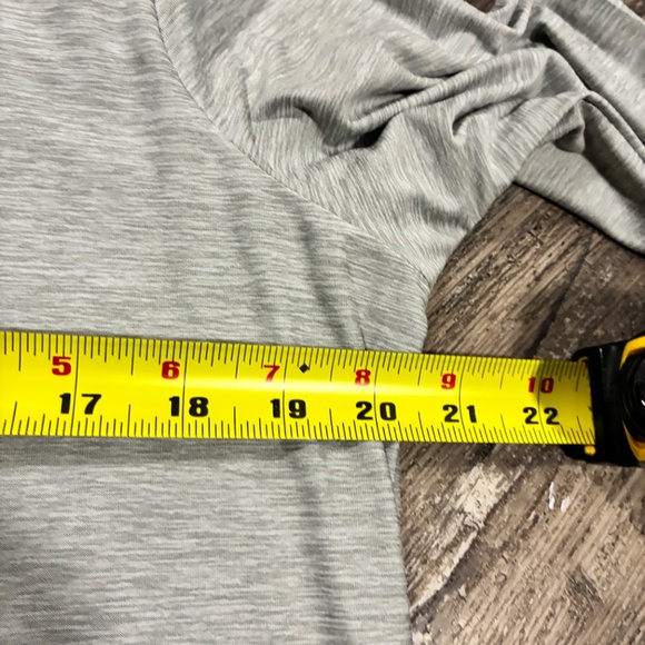 ACX athletic asymmetrical top - medium - Picture 6 of 8